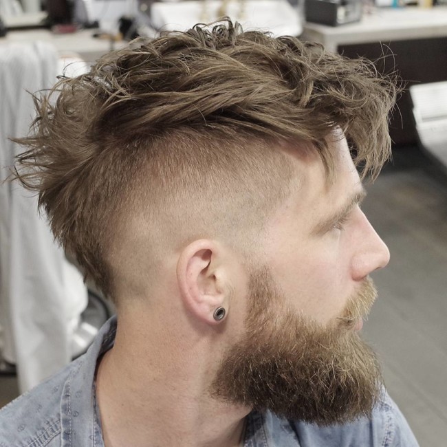 MoHawk + High Fade - Men's Haircuts