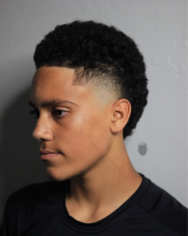 High Temple Skin Fade - Men's Haircuts