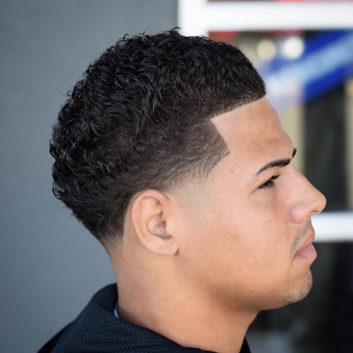 Textured hair + Layered temples and nape + Lines