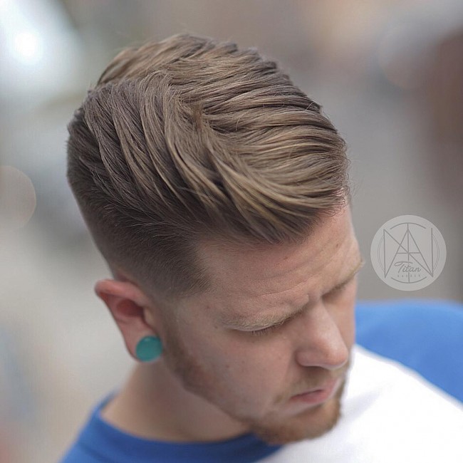  Pompadour x Side part hairstyle